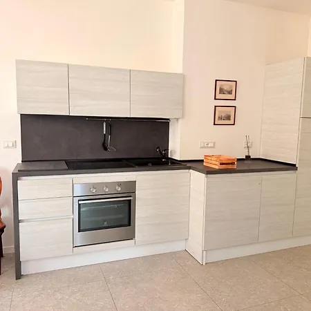 Junior S Croce * Λέτσε